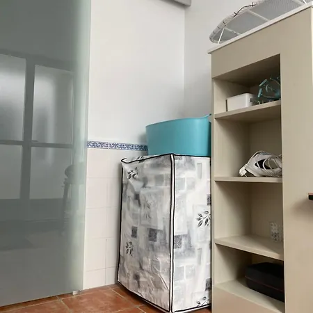 Casa Del Pez Vivienda A Pie De Calle En Agua Amarga A 250 Metros De La Playa *