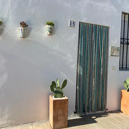 Casa Del Pez Vivienda A Pie De Calle En Agua Amarga A 250 Metros De La Playa Apartment